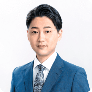執行役員 博多屋 亮佑